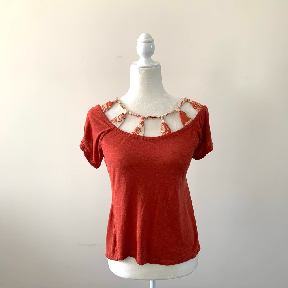 Baraschi - Rust Short Sleeve Blouse with Braided Neckline Detail - Medium